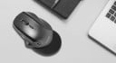 Ergonomická bezdrôtová myš pre pravákov s opierkou dlane USB prijímač 2,4 GHz Deväť tlačidiel Rozlíšenie 2400 DPI Rozmery 157,4 x 91,4 x 56,6 mm 5