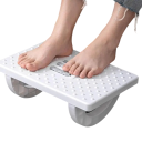 Ergonomisk gyngefodstøtte med massageruller Plastikfodskammel under bordet Gyngefodskammel med skridsikker konstruktion og massageelementer Stabil fodstøtte til langvarigt arbejde ved bordet 34 x 25 x 13 cm 2