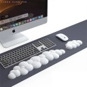 Ergonomiskt handledsstöd framför tangentbordet 43 x 11 cm Molnformad Memory foam Handstöd vid skrivning och arbete vid datorn 1
