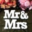 Esküvői dekoráció Mr és Mrs 1