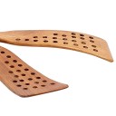 Espátula de madeira com orifícios 5