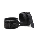 Esposas de cuero negro con cierre de correa, tamaño ajustable, detalles metálicos para juegos de bondage, embalaje discreto. 1