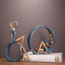 Estatueta decorativa de rapariga 1