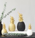 Estatuilla decorativa de piña 4