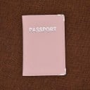 Estuche para cintura con la inscripción plateada Passport y cubiertas en las esquinas de cuero PU con superficie ligeramente granulada 5