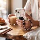 Etui z pastelowymi kotkami na Samsung Galaxy A07 Zawieszka na nadgarstek Wytrzymałe Ochrona rogów i aparatu Białe Czarne kociątko 4