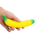 Exprimiendo plátano 1