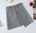 Falda de cuero asimétrica para mujer 5