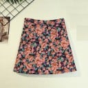 Falda mini para mujer con un destacado estampado floral Corte acampanado con cintura lisa Mezcla elástica de poliéster con algodón y spandex 5