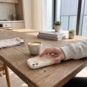 Falisty pokrowiec na telefon Samsung Galaxy A07 Wytrzymały Chroni rogi i aparat Okrągły falisty brzeg Błyszczący Kremowy odcień Do codziennego użytku 2