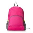 Faltbarer Nylonrucksack für Reisen Lässt sich zu einem kleinen Paket zusammenfalten Vorderseite mit Reißverschlusstasche und zwei 4