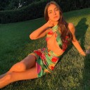 Farverig crop top og nederdel til kvinder B883 4