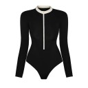 Fato de banho feminino de uma peça em cor sólida com decote em V e fecho de correr, mangas longas, em poliéster e spandex, elástico 3