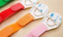 Fecho de segurança para armários e gavetas 10 unid. Protecção infantil com correia Montagem adesiva Fecho fácil Plástico PP Dimensões 20 x 5 7