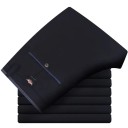 Férfi alkalmi, rugalmas nadrág egyenes szabással. Elegáns alkalmi nadrág munkába és alkalmakra. Kényelmes anyag. 3 Férfi alkalmi, rugalmas nadrág egyenes szabással. Elegáns alkalmi nadrág munkába és alkalmakra. Kényelmes anyag. 3
