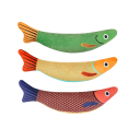 Fisch-Katzenspielzeug 24 cm Plüsch-Katzenspielzeug mit Glöckchen im Inneren Lustiges fischförmiges Spielzeug Stimulierendes Katzenspielzeug 1