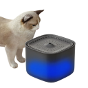 Fontânea automática para gatos 3L USB Bebedouro eléctrico com luz Sensor de indução Filtração Circulação Prevenção de sobreaquecimento Funcionamento silencioso 3