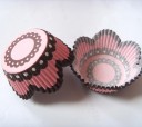 Forme til muffins og cupcakes 50 stk Ribbede forme med dekorativt mønster af fødevarepapir 5 x 3 cm Til bagning og servering 8