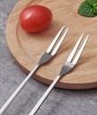 Fourchette à fruits avec long manche 2