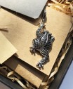 Frog Pendant D816 4