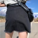 Fustă scurtă din denim pentru femei cu detalii destrămate Talie înaltă Croi în formă de A Margine franjurată Buzunare în față și în spate 5