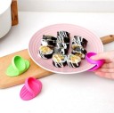 Gant de cuisine en silicone 4