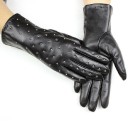 Gants en cuir noirs pour femmes 1