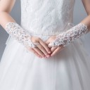 Gants en dentelle pour filles 4