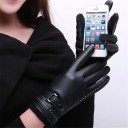 Gants pour femmes en simili cuir 1