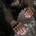Gants tactiques demi-doigts pour hommes avec protection des articulations et fermeture velcro en polyester et nylon militaires et de combat 6