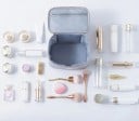Geantă cosmetică pentru femei în formă de valiză cu mâner 20 x 16 x 24 cm Fermoar pe marginea capacului Imprimeu ilustrat Spațiu 4