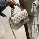 Geantă de damă cu quilt în formă de romb, cu lanț masiv și clapetă Închidere metalică Curea lungă din lanț pe umăr Piele PU 23 x 16 x 8 cm 6