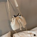 Geantă mini pentru femei în formă de sac din piele PU Șnur de strângere cu ochiuri metalice Curea cu lanț auriu pe umăr 15 x 13 x 5 cm 2