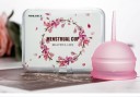 Gekleurde menstruatiecup met doos J3312 5