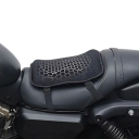 Gélový poťah na sedlo motocykla protiskluzový s plástvovou štruktúrou 28 × 21 × 3 cm sieťovaný povrch čierny pre motorku univerzálne použitie 2
