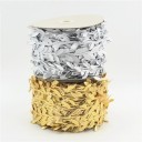 Ghirlanda di Natale con foglie 1