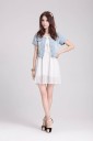 Giacca corta da donna in denim senza colletto con scollatura rotonda manica corta arrotolata chiusura con bottoni metallici cotone 4
