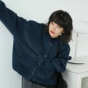Giacca da donna primaverile e autunnale con bottoni Blu scuro Collo rotondo senza risvolto Due grandi tasche Taglio ampio Cotone e poliestere 6