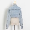 Giacca in denim corta da donna con allacciatura Collo a camicia Due tasche sul petto con patta Maniche lunghe Blu chiaro Poliestere e cotone 3