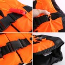 Gilet de sauvetage avec sifflet 4