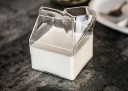 Glazen melkpak 5
