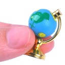 Globe för docka 3