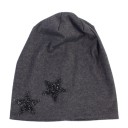 Gorra de algodón para mujer estilo beanie decorada con dos estrellas brillantes en el borde Corte holgado y fluido Circunferencia de cabeza de 54 a 1