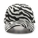Gorra feminina com padrão de zebra 2