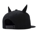 Gorra snapback con cuernos 2