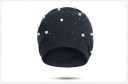 Gorro beanie feminino com imitação de pérolas e strass Corte solto com franzido suave Tecido suave de poliéster 10