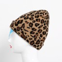 Gorro com padrão de leopardo Gorro de malha para homens e mulheres Corte clássico com dobra em cima Em acrílico Circunferência da cabeça 55 a 1