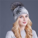 Gorro de inverno feminino com flocos 7
