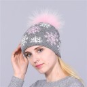 Gorro de invierno para mujer con copos de nieve. 3