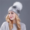 Gorro de invierno para mujer con copos de nieve. 8
